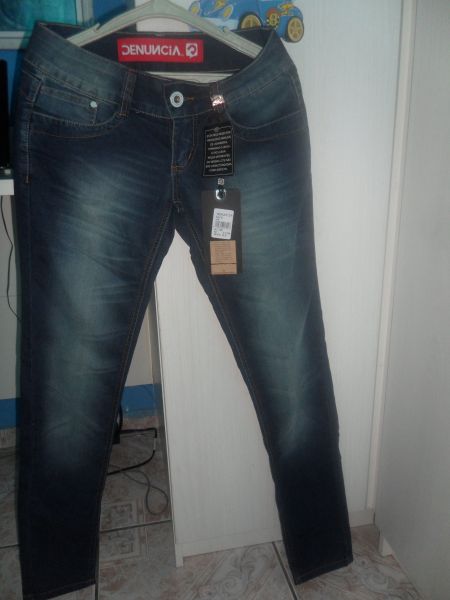 calça denuncia n:38