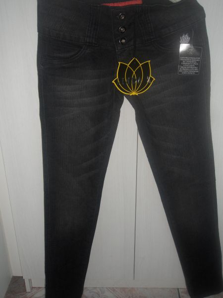 calça lindaz N:36